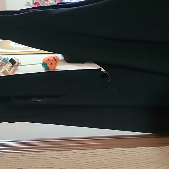 TORRID X MARILYN MONROE JUMPSUIT SIZE 3 NWT - Picture 3 of 9